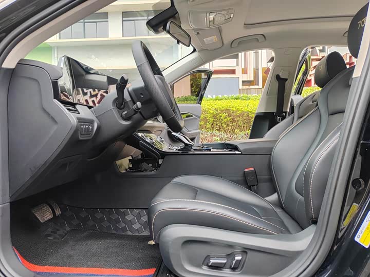 Bestune B70 2023 2023款 第三代 1.5T 自动畅享型