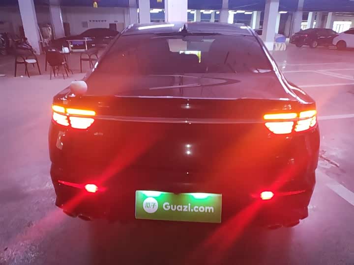 Фото 6 - Geely Preface