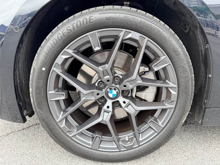 BMW 3 Series 2025 2025款 330Li M运动曜夜套装