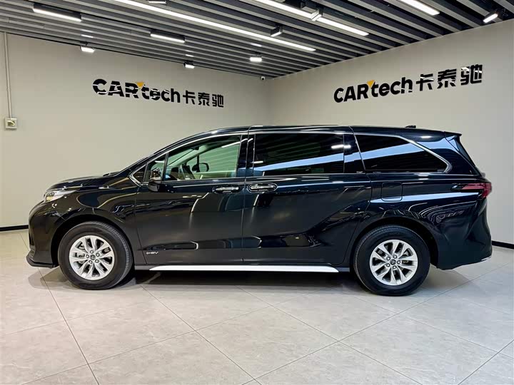 Фото 7 - Toyota Granvia