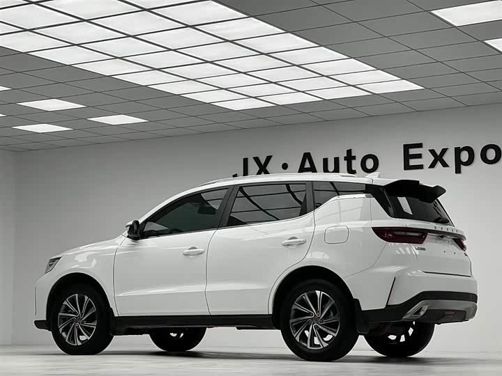 Geely Vision X6 2021 2021款 PRO 1.4T 自动尊贵型