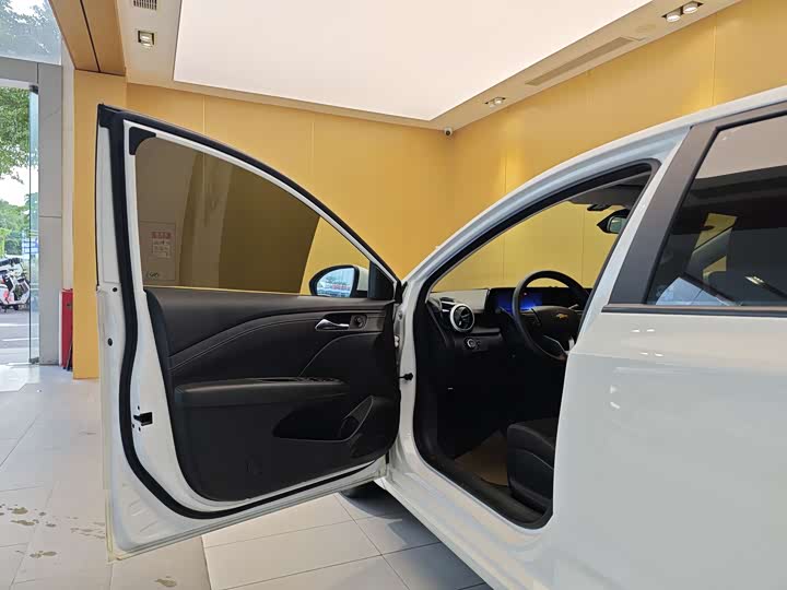 Chevrolet Monza 2023 2023款 1.5L 双离合乐享版