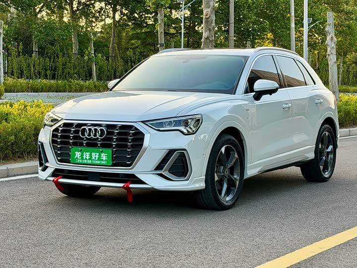 Zdjęcie 1 - Audi Q3