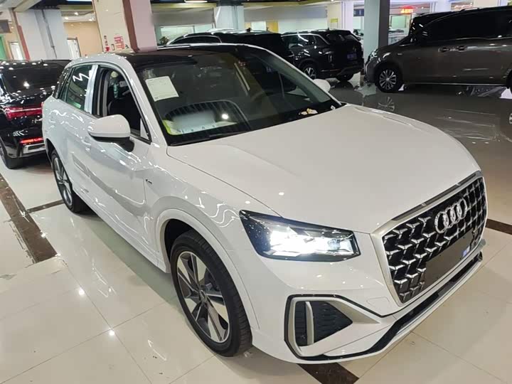 2025 Audi Q2L