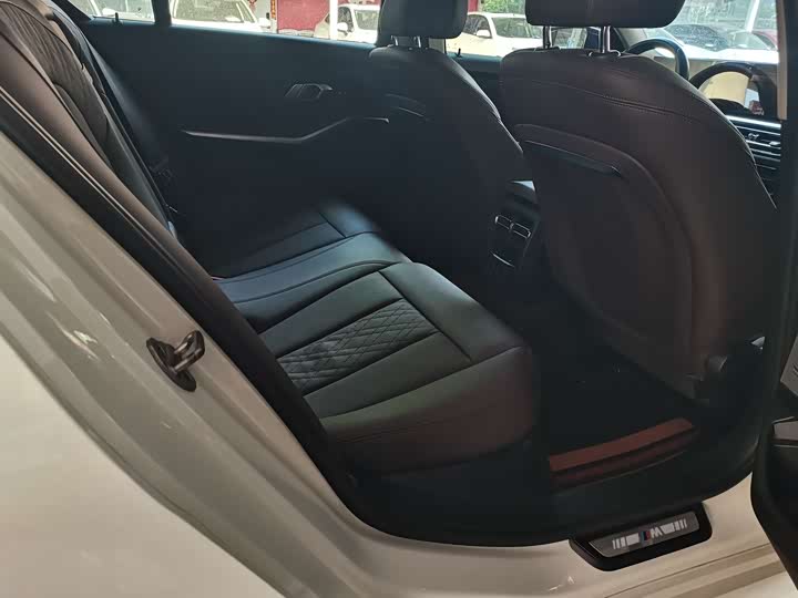 Фото 5 - BMW 3 Series