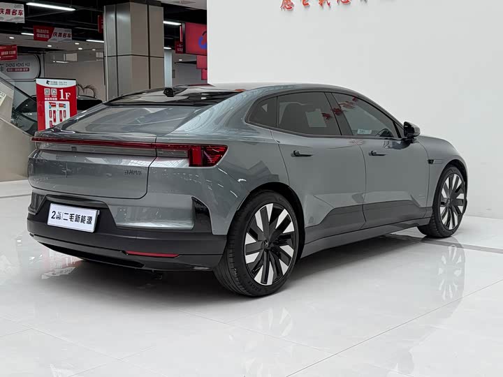 Polestar 4 2023 2023款 单电机标准续航