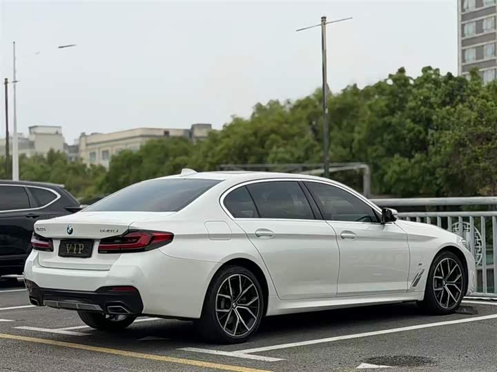 Zdjęcie 7 - BMW 5 Series