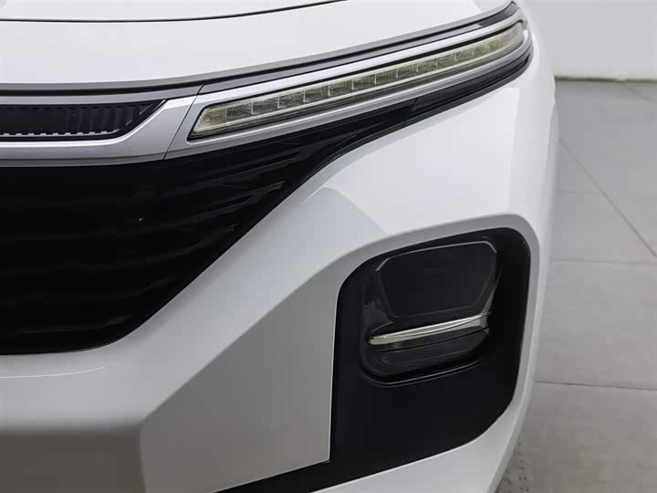 Photo 7 - Baojun RC-5