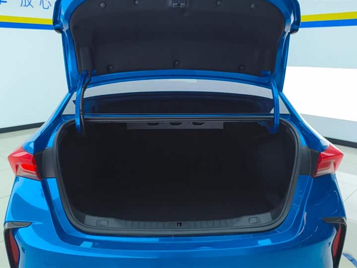 Фото 4 - Buick Verano