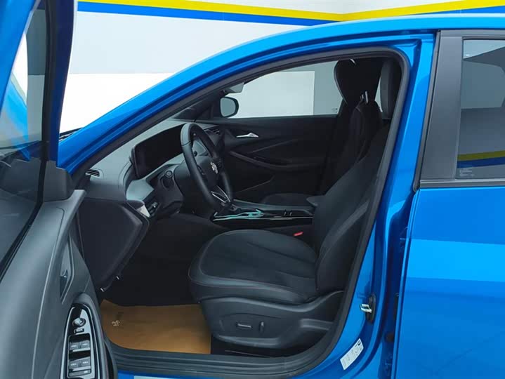 Фото 9 - Buick Verano