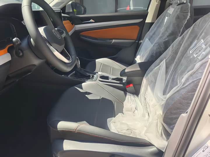 Volkswagen Bora 2025 2025款 200TSI DSG悦行PRO版