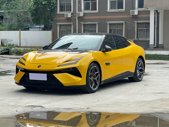 2024 Lotus Emeya