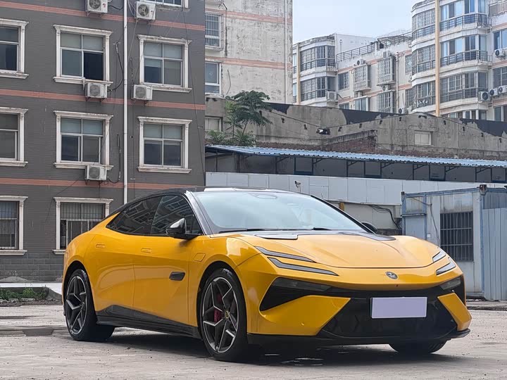 2024 Lotus Emeya