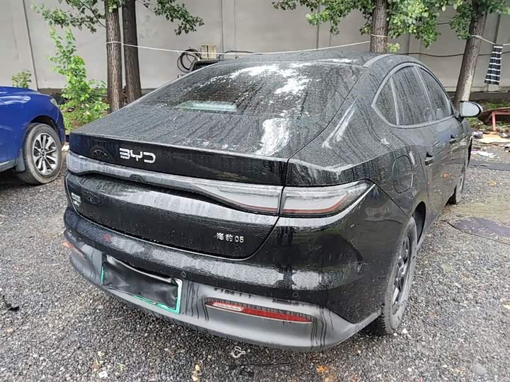BYD Seal 05 DM-i Hybrid 2025 2025款 DM-i 智驾版 55KM豪华型