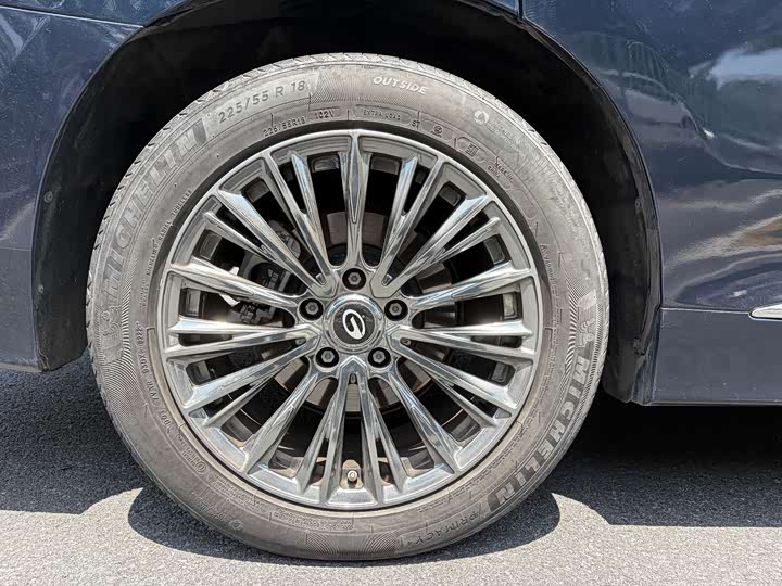 GAC Trumpchi M8 2021 2021款 领秀系列 390T 至尊版