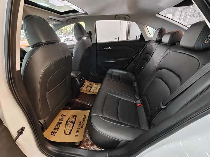 Chevrolet Monza 2023 2023款 1.3T 轻混自动尊享版