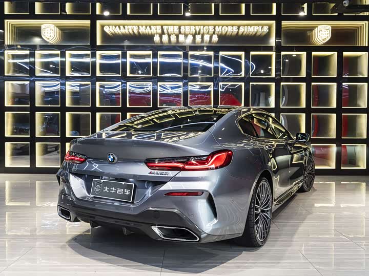 BMW 8 Series 2022 2022款 840i 四门轿跑车 M运动套装