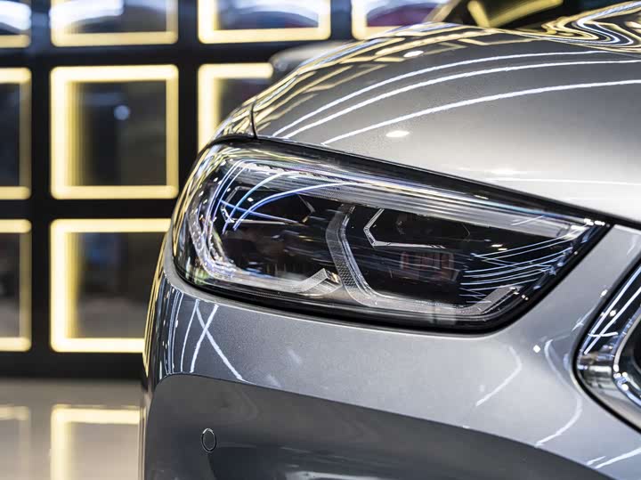 BMW 8 Series 2022 2022款 840i 四门轿跑车 M运动套装