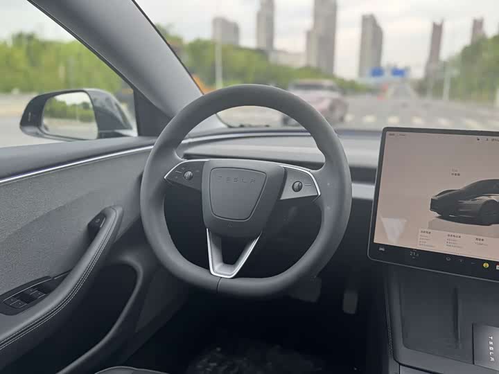 Photo 5 - Tesla Model 3