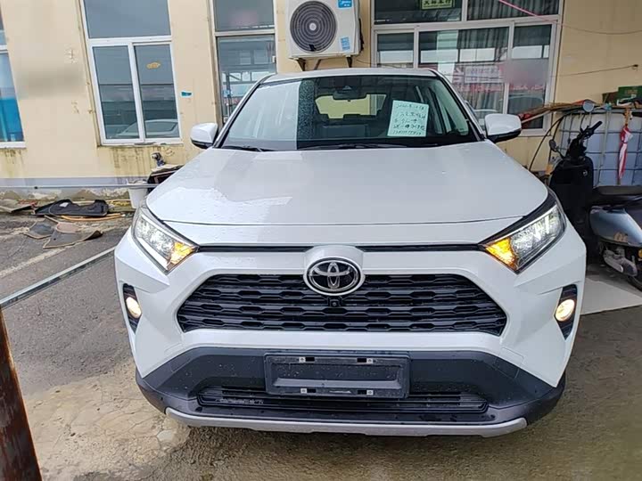 صورة 3 - Toyota RAV4