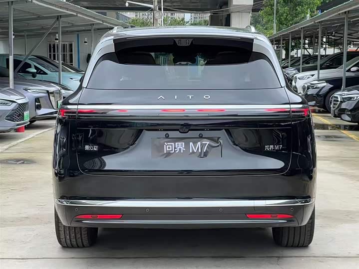Aito M7 2026 2026款 增程 Max长续航版 6座(192线激光雷达）