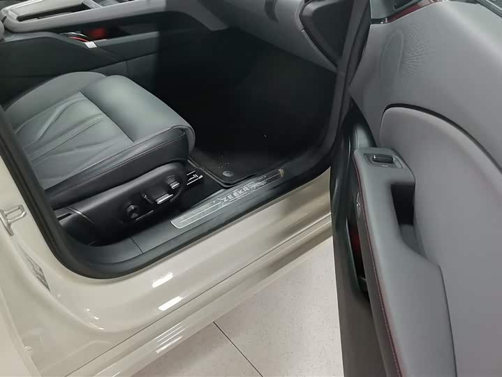 Zeekr 007 GT 2025 2025款 后驱智驾版 75kWh