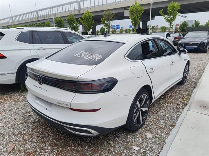Volkswagen Lamando L 2022 2022款 凌渡L 280TSI DSG酷辣版