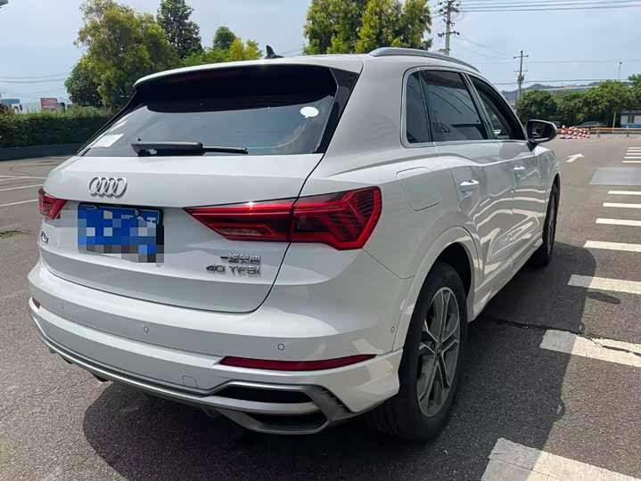 Zdjęcie 2 - Audi Q3