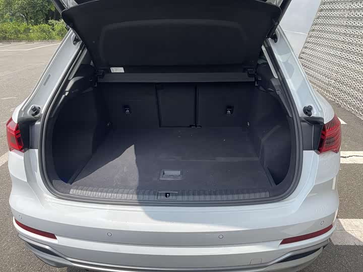 Zdjęcie 3 - Audi Q3