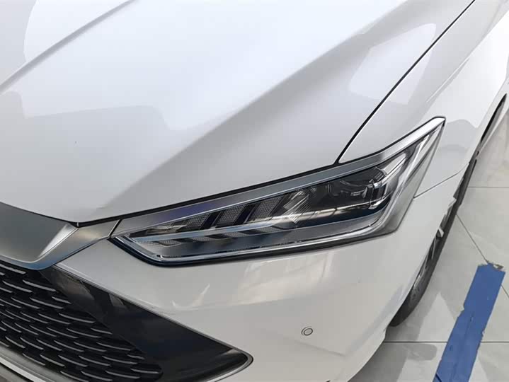 BYD Qin Plus 2021 2021款 DM-i 55KM 尊贵型