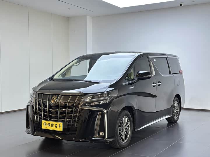 Фото 1 - Toyota Alphard
