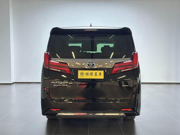 Фото 4 - Toyota Alphard
