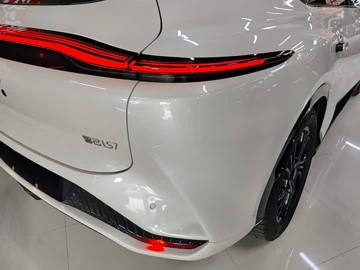 Фото 8 - IM motors LS7