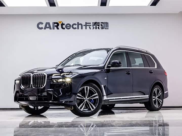 Фото 1 - BMW X7