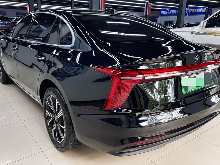 Фото 3 - Hongqi H5 Hybrid