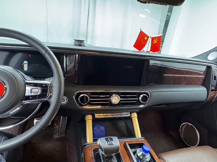 Hongqi LS7 (Guoyao) 2022 2022款 4.0T 尊爵旗舰版 4座