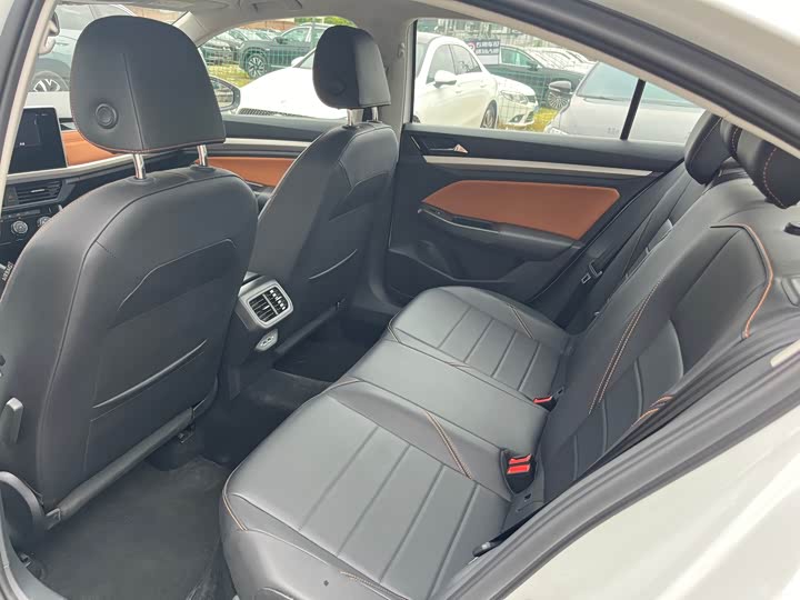 Volkswagen Bora 2025 2025款 200TSI DSG悦行PRO版
