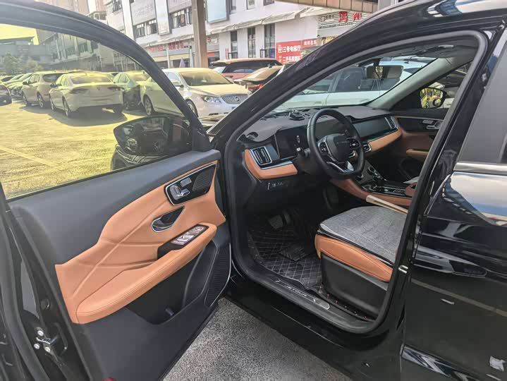 Jetour X70 Plus 2025 2025款 1.5T 豪华澎湃版 7座