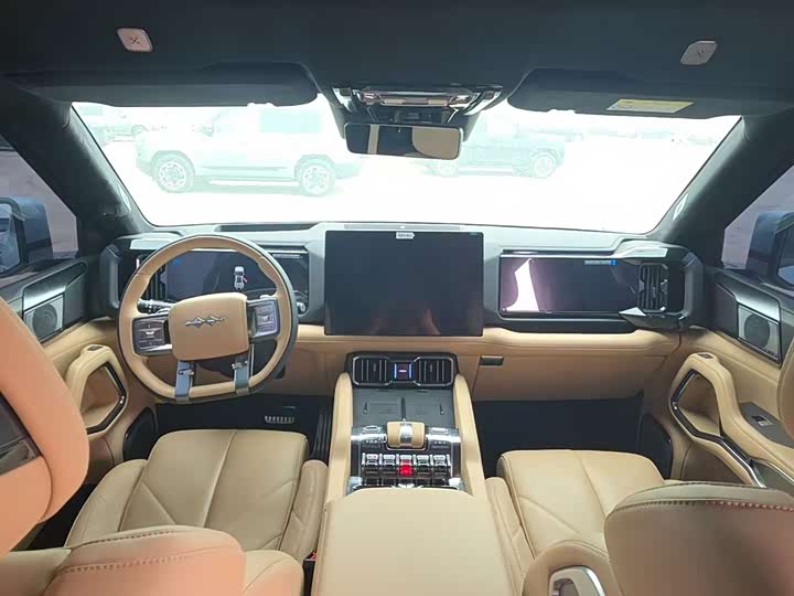 BYD FangChengBao Leopard 8 2025 2025款 智勇旗舰版 7座