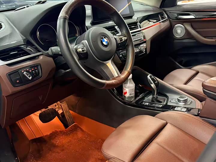 Фото 4 - BMW X1