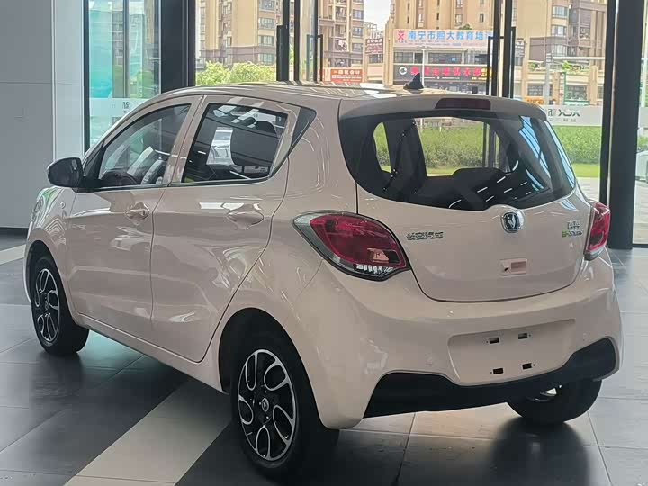 Changan BenBen E-Star 2021 2021款 国民版 多彩款 磷酸铁锂（31.86kWh）