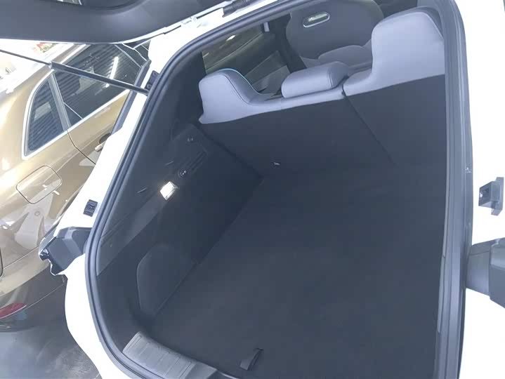 Changan UNI-T 2023 2023款 第二代 1.5T 尊贵型