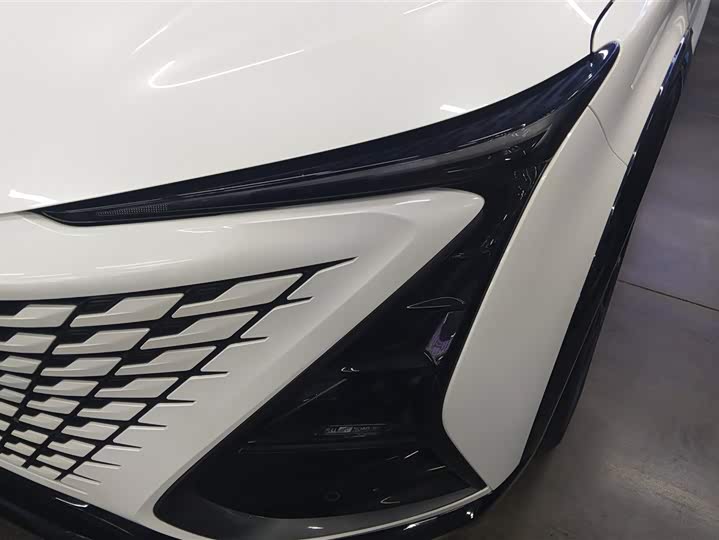 Changan UNI-T 2023 2023款 第二代 1.5T 尊贵型