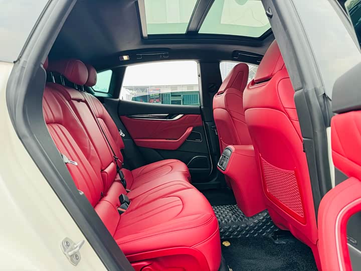 Maserati Levante 2022 2022款 3.0T Modena