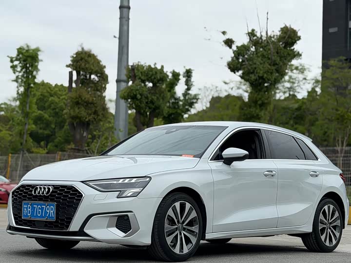 Фото 1 - Audi A3