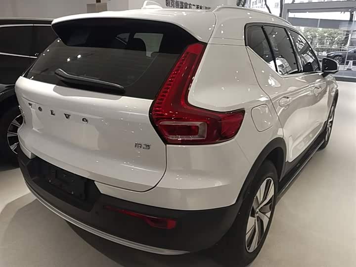 Volvo XC40 2024 2024款 B3 智远豪华版