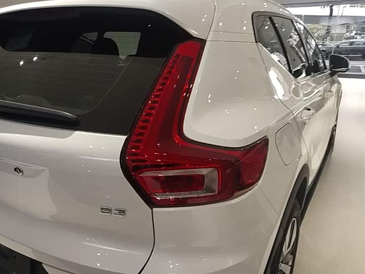 Volvo XC40 2024 2024款 B3 智远豪华版