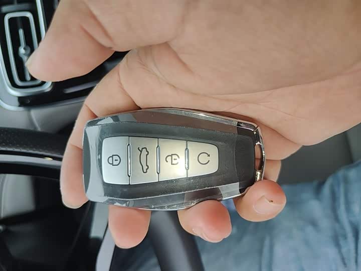 Geely Atlas L 2025 2025款 第四代 1.5TD DCT 启程
