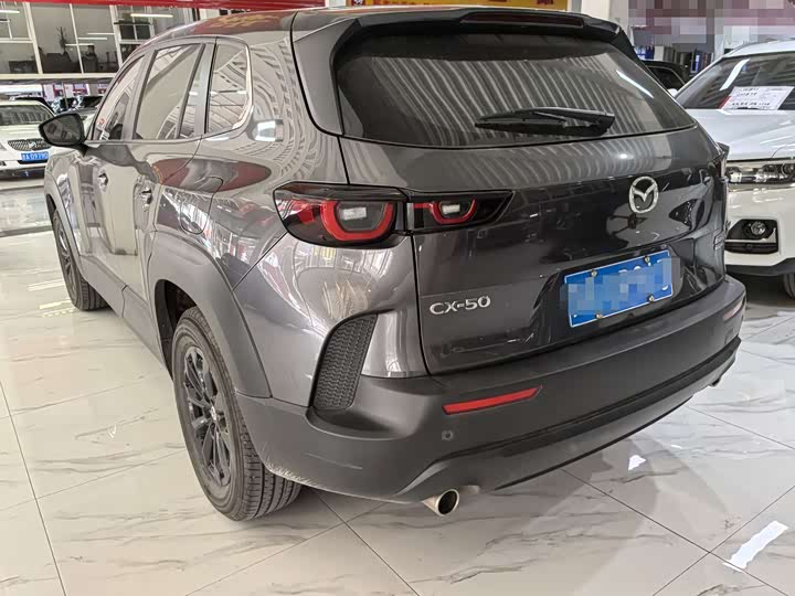 Фото 4 - Mazda CX-50