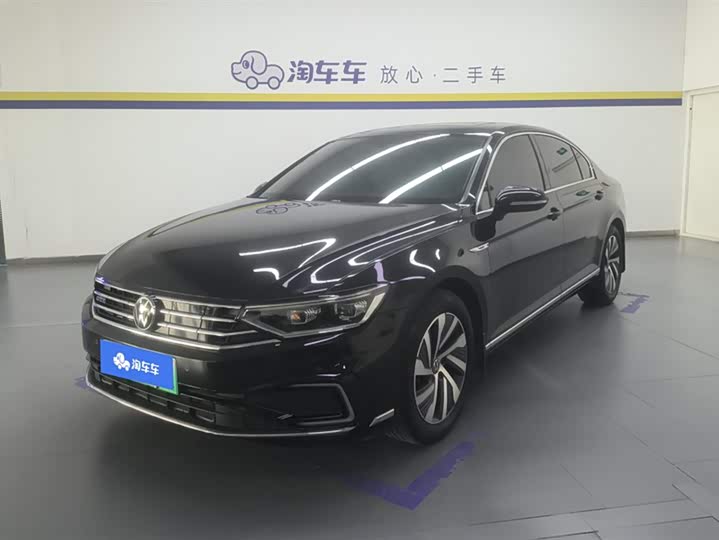 Photo 1 - Volkswagen Magotan GTE Hybrid